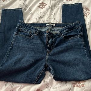 Womens Levi’s